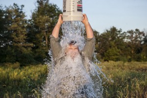 ALS Ice Bucket Challenge - Anthony Quintano (https://www.flickr.com/photos/quintanomedia/14848289439)